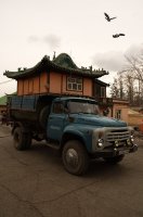 678px-ZiL-130_truck_in_Ulan_Bator.jpg